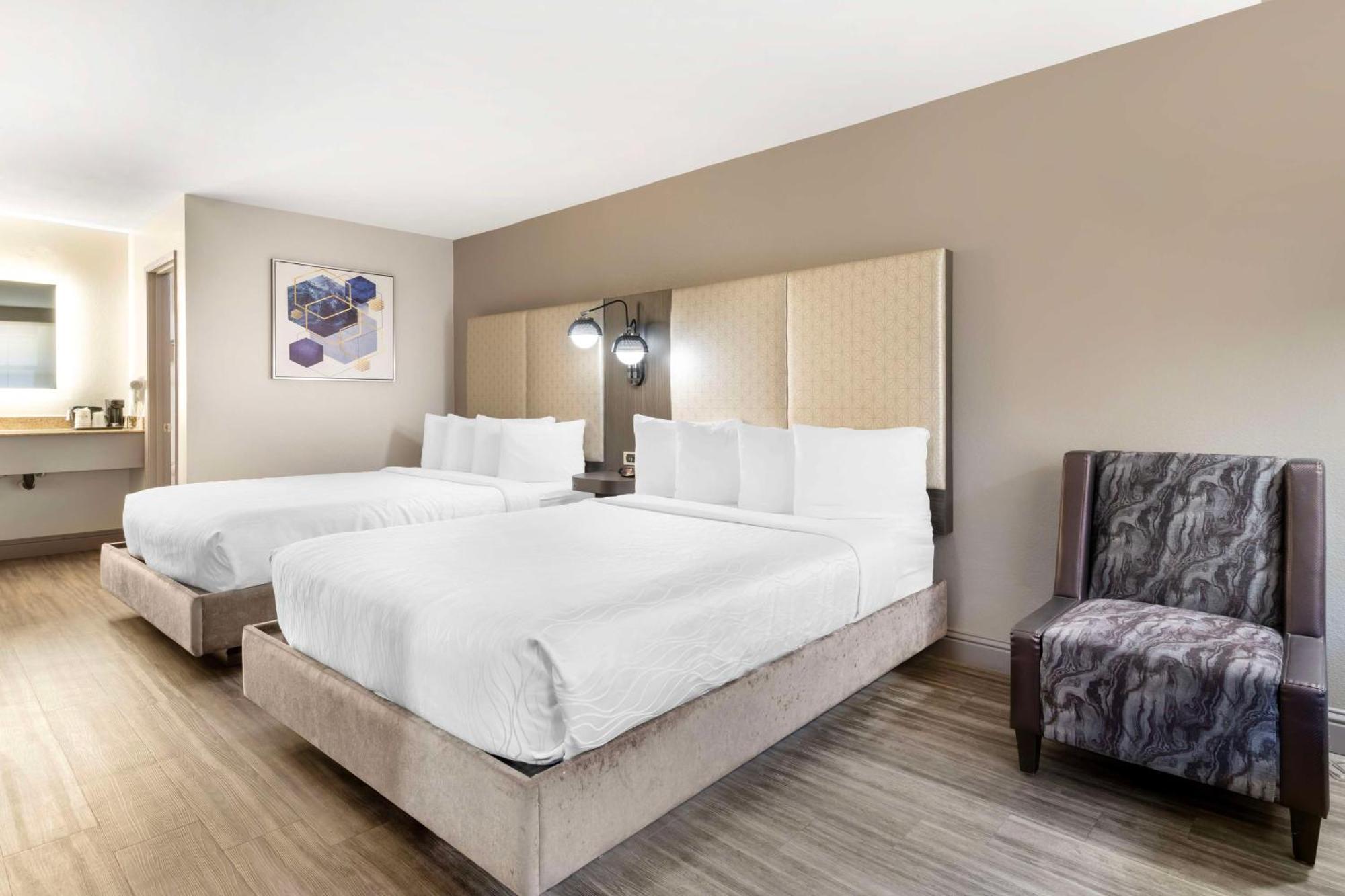 Best Western Marina State Beach Exterior photo